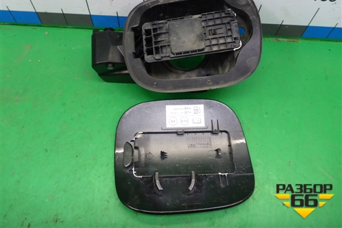Лючок бензобака (81595L2010) для Kia K5 с 2020г