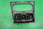 Накладка на торпедо (на отопитель) (275009384R) для Renault Sandero с 2013-2022г