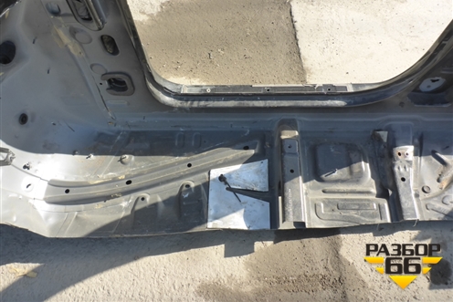 Порог со стойкой правый для Mercedes Benz CLS C219 с 2004-2010г