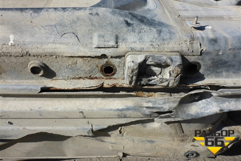 Порог со стойкой правый для Mercedes Benz CLS C219 с 2004-2010г