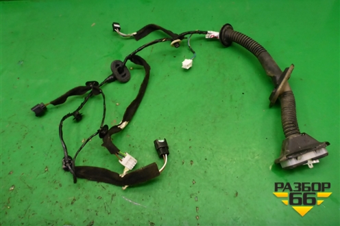 Проводка двери передней правой (241251878R) для Renault Sandero с 2013-2022г