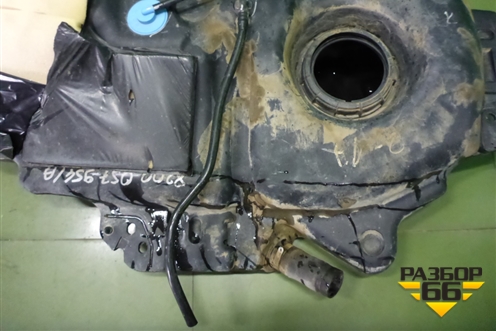 Бак топливный (7700434640) для Renault Clio с 1998-2002г