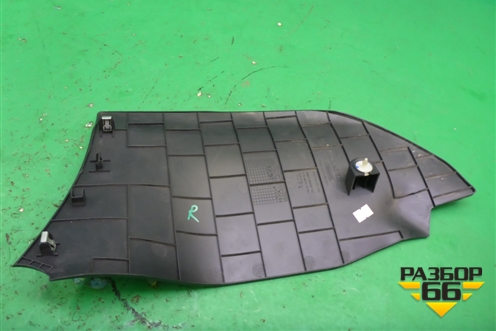 Накладка внутренняя (на консоль правая) (689312630R) для Renault Fluence с 2009-2017г