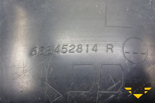 Локер передний правый задняя часть (638452814R) для Renault Fluence с 2009-2017г