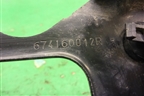 Кронштейн бачка омывателя лобового стекла (674160012R) для Renault Fluence с 2009-2017г