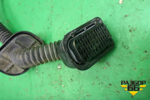 Проводка двери передней правой (241240265R) для Renault Fluence с 2009-2017г
