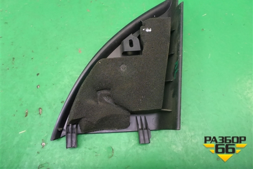 Накладка двери передней левой уголок (802934122R) (802935122R) для Renault Fluence с 2009-2017г