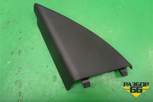 Накладка двери передней левой уголок (802934122R) (802935122R) для Renault Fluence с 2009-2017г
