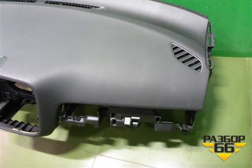 Торпедо с AIR BAG для Mitsubishi Outlander с 2012-2024г