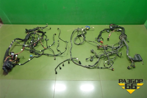 Проводка подкапотная (240113912R) для Renault Fluence с 2009-2017г