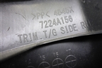 Обшивка двери багажника (правая) (7224A156) для Mitsubishi Outlander с 2012-2024г