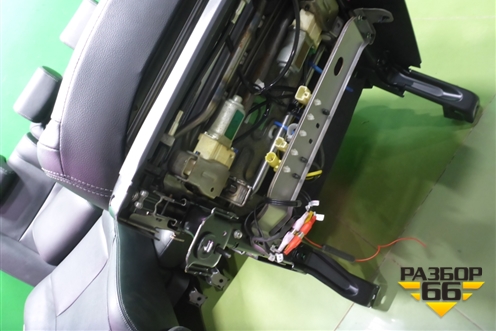 Сиденья комплект (AIR BAG подогрев электро регулировка) для Mitsubishi Outlander с 2012-2024г