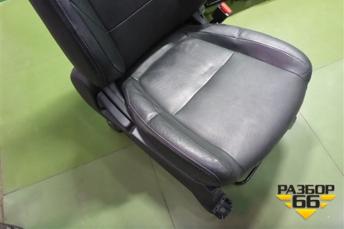 Сиденья комплект (AIR BAG подогрев электро регулировка) для Mitsubishi Outlander с 2012-2024г