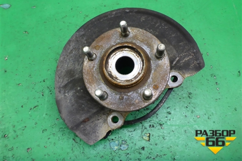 Кулак поворотный передний правый (3870A008) для Mitsubishi Outlander с 2012-2024г