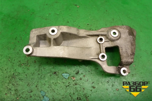 Кронштейн генератора (2.2л 4N14) (1801A113) для Mitsubishi Outlander с 2012-2024г