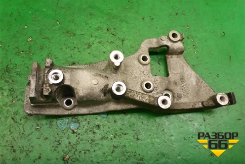 Кронштейн генератора (2.2л 4N14) (1801A113) для Mitsubishi Outlander с 2012-2024г
