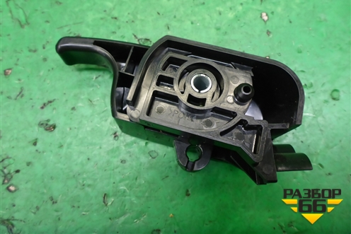 Ручка открывания лючка бензобака для Mitsubishi Outlander с 2012-2024г