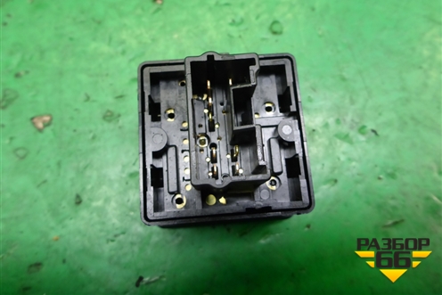 Кнопка обогрева сидений (8610A114) для Mitsubishi Outlander с 2012-2024г