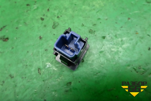 Кнопка (8616A009) для Mitsubishi Outlander с 2012-2024г