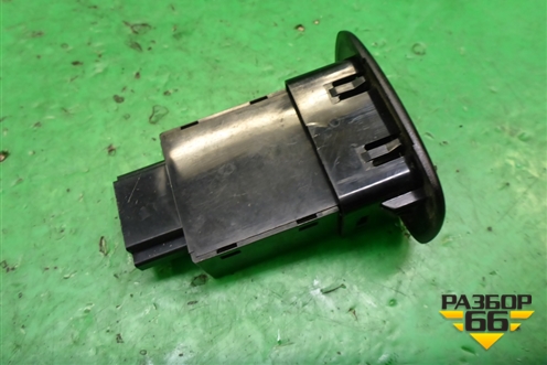 Кнопка открывания багажника (MN170754) для Mitsubishi Outlander с 2012-2024г
