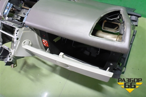 Торпедо с AIR BAG (9647149577) для Citroen C4 с 2005-2011г