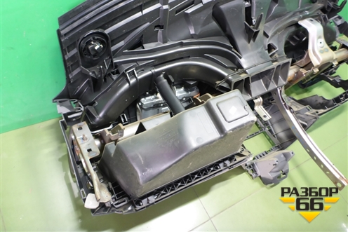 Торпедо с AIR BAG (9647149577) для Citroen C4 с 2005-2011г