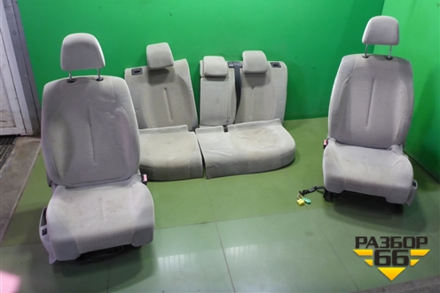Сиденья комплект  (с AIR BAG подогрев 5ти дверный кузов) для Citroen C4 с 2005-2011г