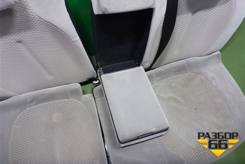 Сиденья комплект  (с AIR BAG подогрев 5ти дверный кузов) для Citroen C4 с 2005-2011г
