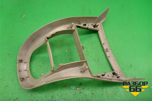 Накладка на торпедо (центральная) (9646338777) для Citroen C4 с 2005-2011г