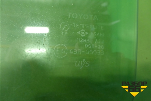Стекло двери передней левой (681200D071) для Toyota Yaris с 2005-2011г