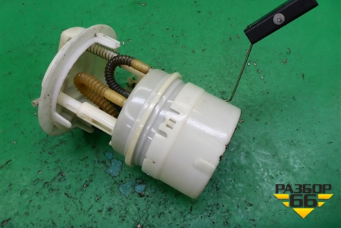 Насос топливный электрический (2.0л EW10A) (1525KJ) для Citroen C4 с 2005-2011г