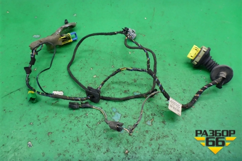 Проводка двери передней правой (9657592780) для Citroen C4 с 2005-2011г