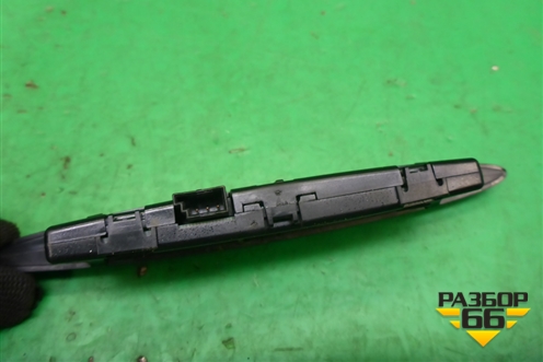 Дисплей паркинга (A1725420123) для Mercedes Benz SLK R172 с 2010-2016г