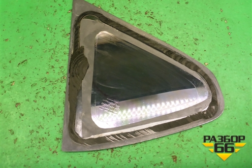 Стекло глухое правое (83312JD00A) для Nissan Qashqai (J10E) с 2006-2013г