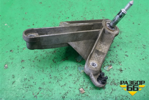 Кронштейн КПП (1133300Q0A 8200457080) для Nissan Qashqai (J10E) с 2006-2013г