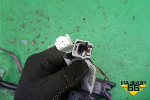 Фонарь подсветки номера (в сборе) (26510JD00A) для Nissan Qashqai (J10E) с 2006-2013г