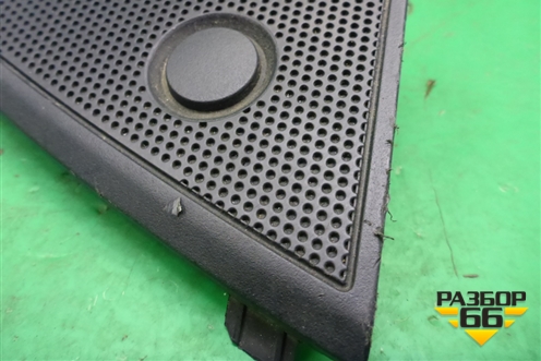 Накладка на торпедо (правая) (28176JD10A) для Nissan Qashqai (J10E) с 2006-2013г