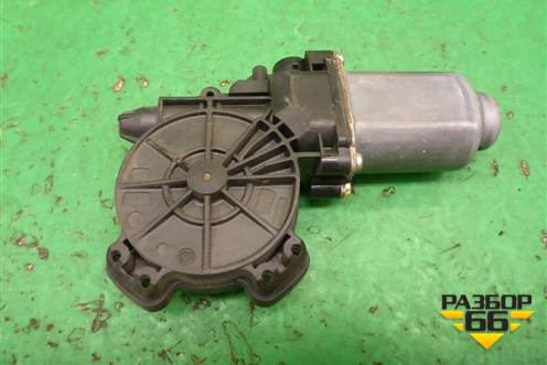 Моторчик стеклоподъёмника передний правый для Nissan Qashqai (J10E) с 2006-2013г