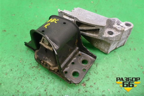 Опора двигателя правая (1.6л HR16) для Nissan Qashqai (J10E) с 2006-2013г