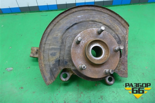 Кулак поворотный передний левый (40015JD000) для Nissan Qashqai (J10E) с 2006-2013г