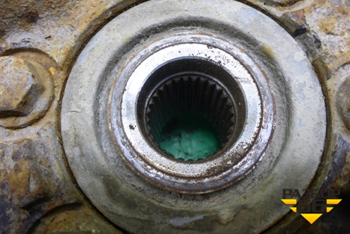 Кулак поворотный передний левый (40015JD000) для Nissan Qashqai (J10E) с 2006-2013г