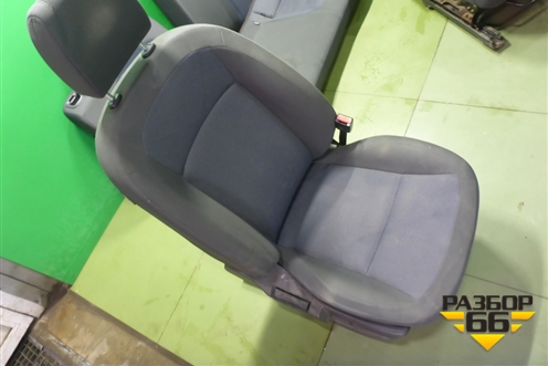 Сиденья комплект (с AIR BAG подогрев) для Nissan Qashqai (J10E) с 2006-2013г