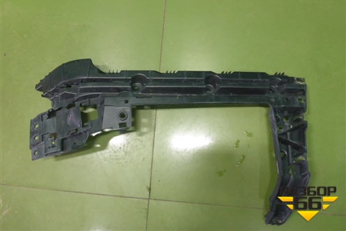 Кронштейн заднего бампера правый (KK5217A881A) для Land Rover Freelander 2 с 2007г