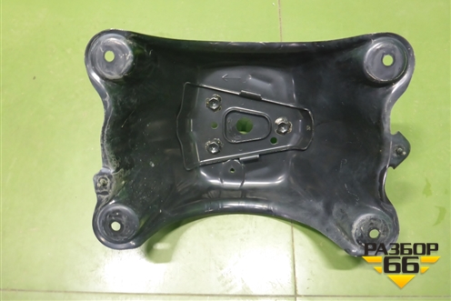 Кронштейн крепления запасного колеса (5190842040) для Toyota Rav-4 с 2006-2013г