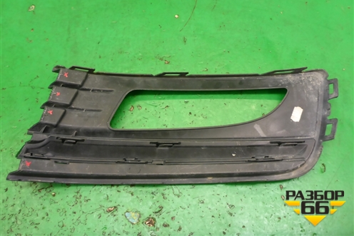 Накладка ПТФ правая (после 2015г) (6RU853666F) для Volkswagen Polo (седан) с 2010г