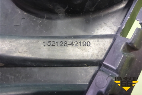 Накладка ПТФ левая (5212842190) для Toyota Rav-4 с 2018г