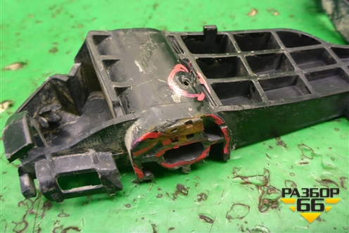 Кронштейн заднего бампера левый (5257633130) для Toyota Camry V70 с 2017г