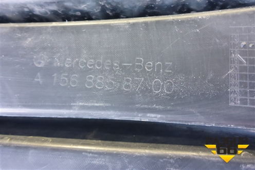 Решетка в передний бампер левая (AMG под парктроник) (A1568858700) для Mercedes Benz GLA-Klass X156 с 2014г