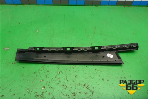 Накладка двери задней правой (на рамку) (5NA839902B) для Volkswagen Tiguan с 2016г