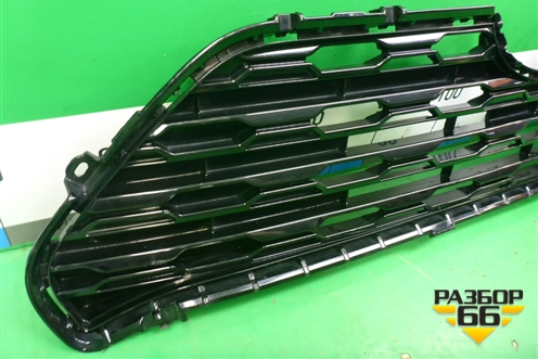 Решетка радиатора (5311242340) для Toyota Rav-4 с 2018г